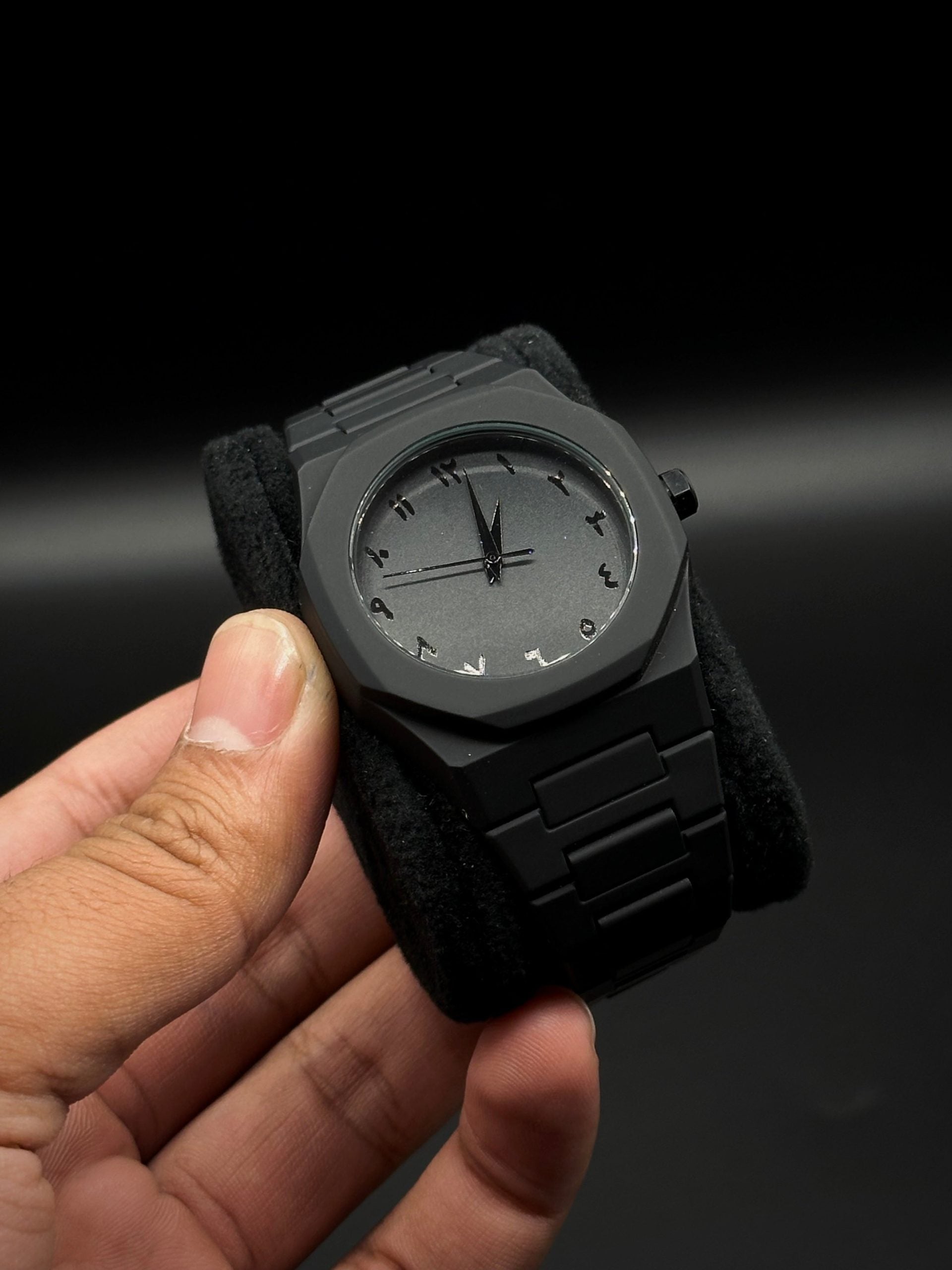 Full Black Arabic Aura Watch